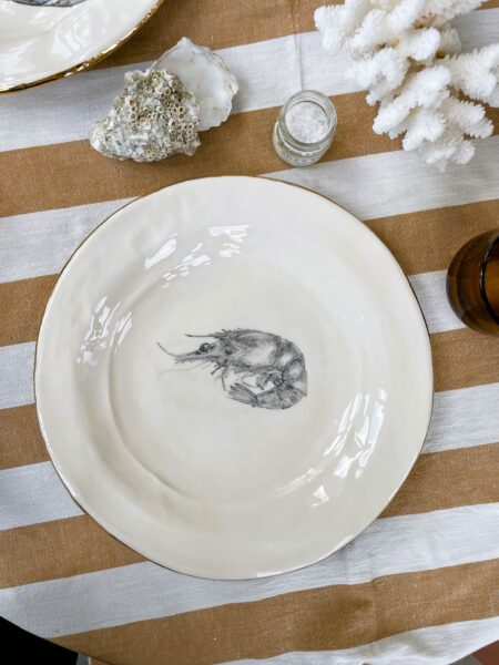A large plate El Mar