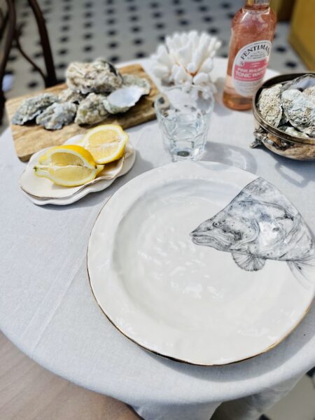 A large plate El Mar